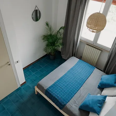 Lorenzo's Beach Apartment *
